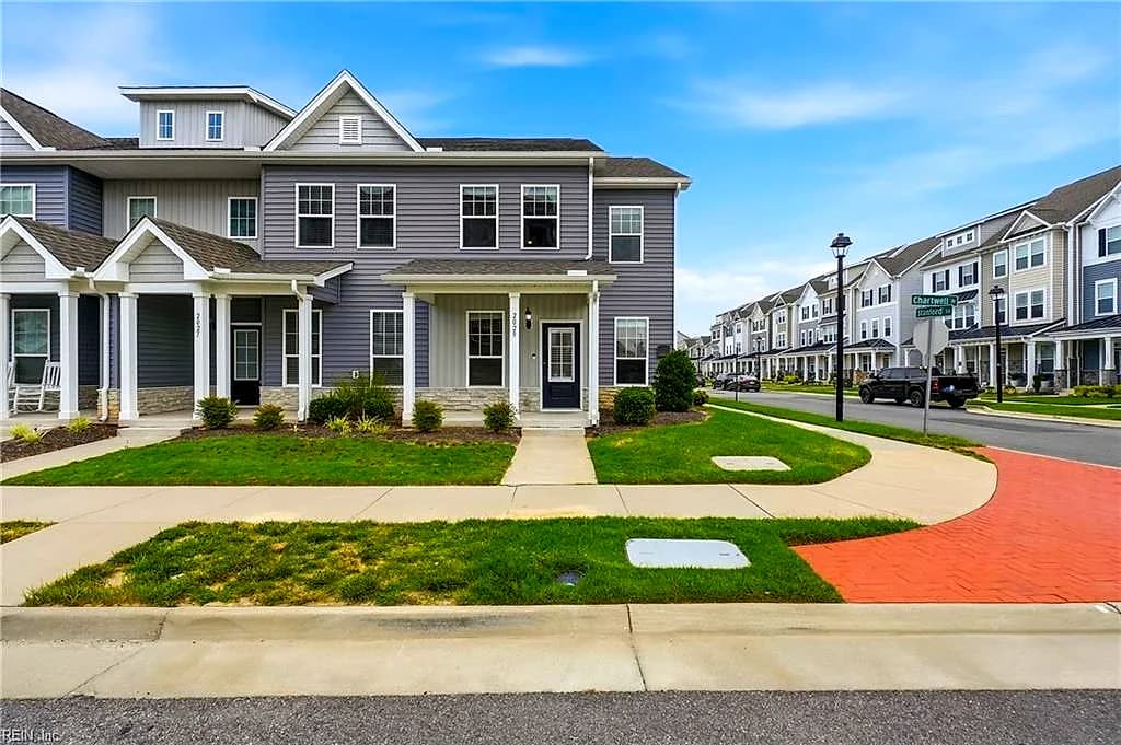 2029 Chartwell DR, NEWPORT NEWS VA 23608