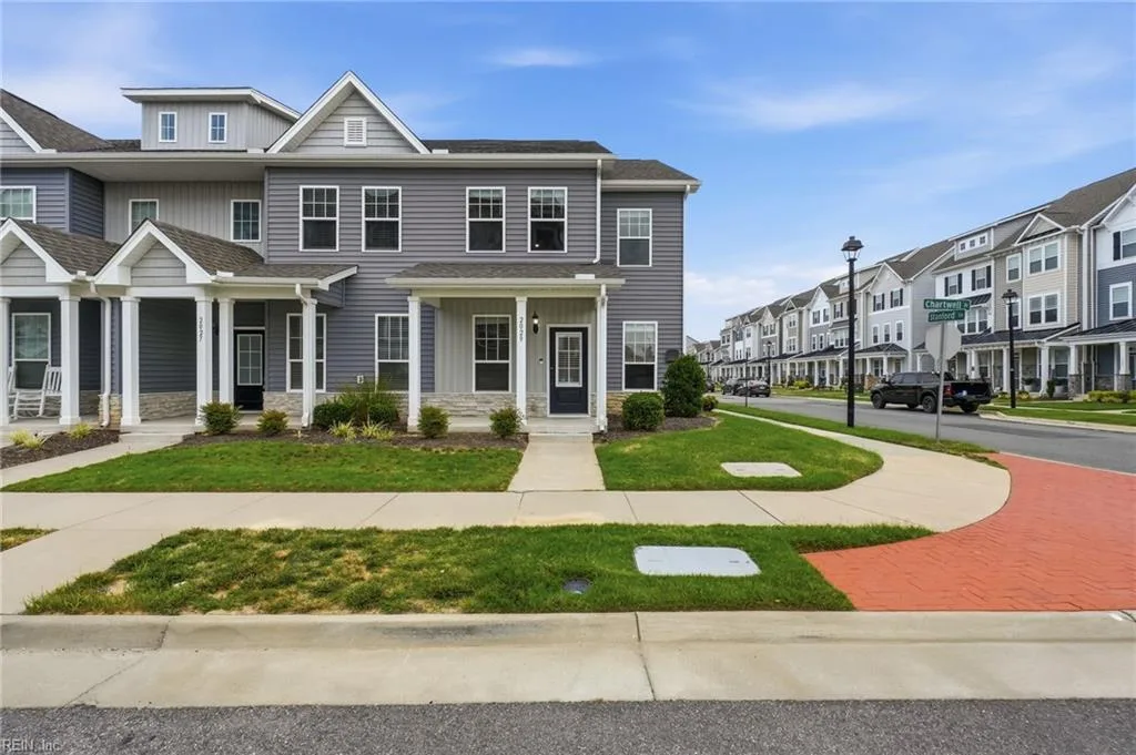 2029 Chartwell DR, NEWPORTNEWS VA 23608