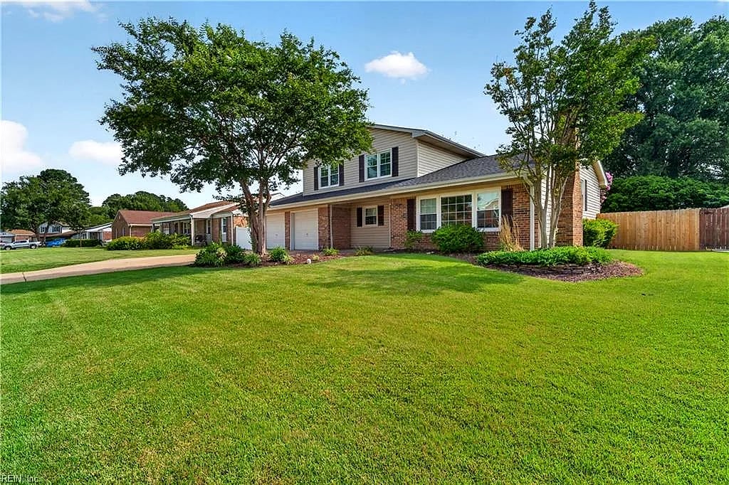 1032 Sunnyside DR, Virginia Beach — 4 bed Residential, 1,929 sqft