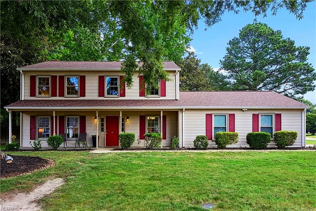 100 Camelot CRES, YORKTOWN VA 23693 - Main photo