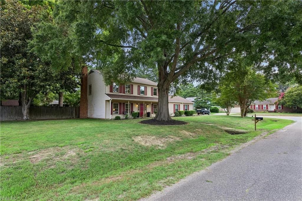 100 Camelot CRES, YORKTOWN VA 23693 - Photo 3