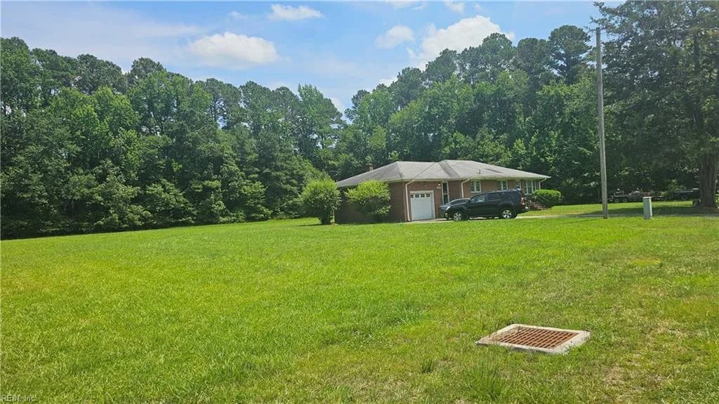 2048 Nansemond PW, SUFFOLK VA 23434 - Photo 4