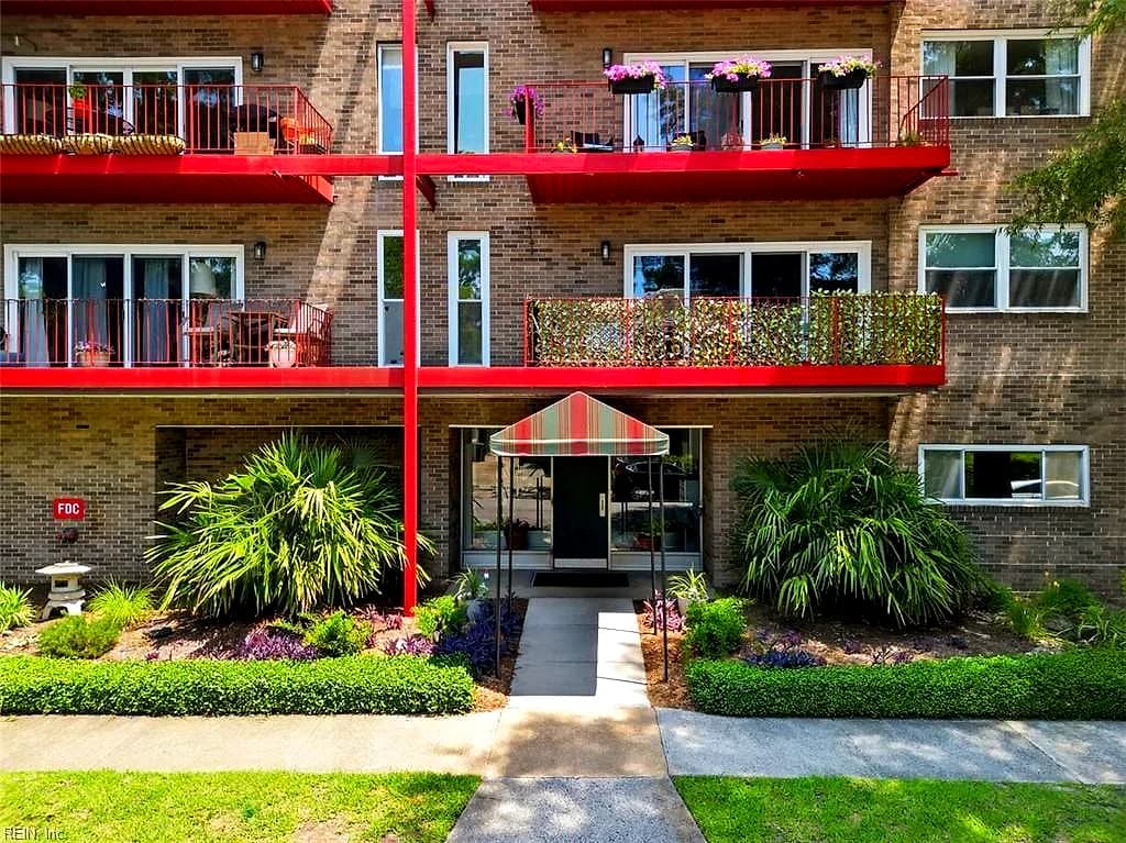 1024 Gates AVE #1, NORFOLK VA 23507 - Photo 3