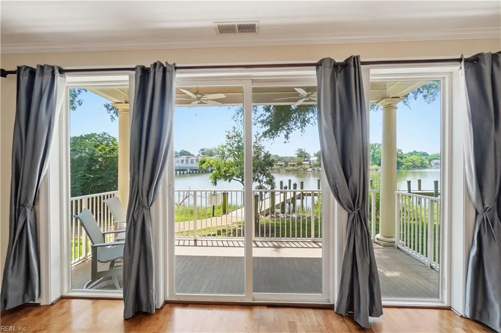 955 Bolling Ave AVE #106, NORFOLK VA 23508 - Main photo