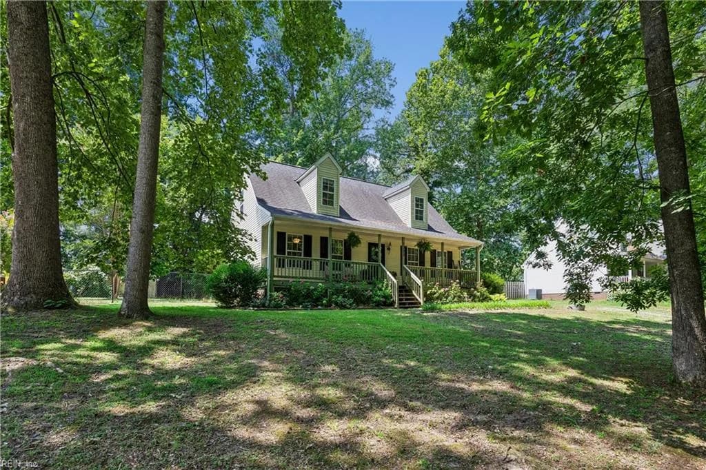 7322 Edgehill ST, GLOUCESTER VA 23061 - Photo 3