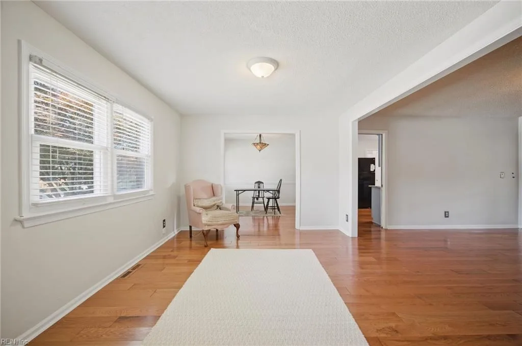 1628 Dylan DR, VIRGINIABEACH VA 23464 - Photo 4