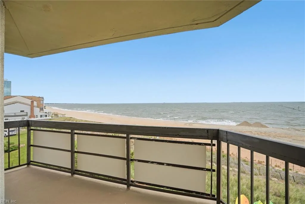 2830 Shore DR #303, VIRGINIABEACH VA 23451 - Main photo