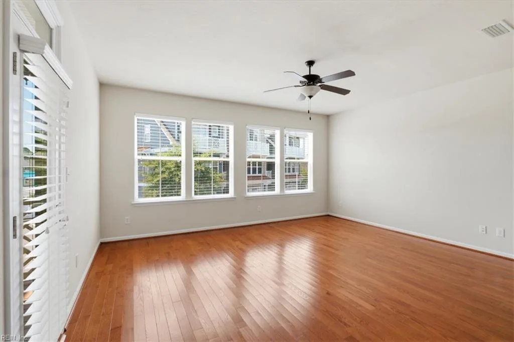 3732 Vintage Pointe PL, VIRGINIABEACH VA 23455 - Photo 5