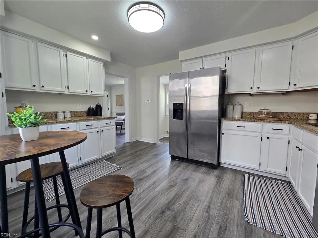 1232 Stewart ST, CHESAPEAKE VA 23324 - Photo 3