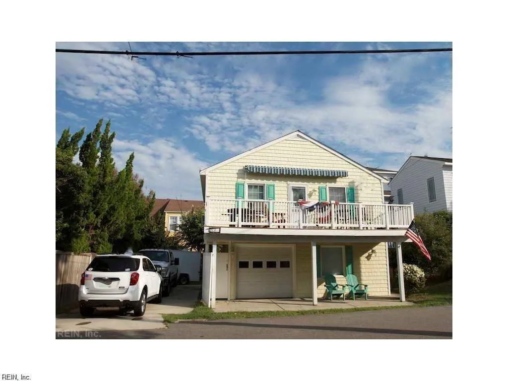 112 55th ST #B, VIRGINIABEACH VA 23451