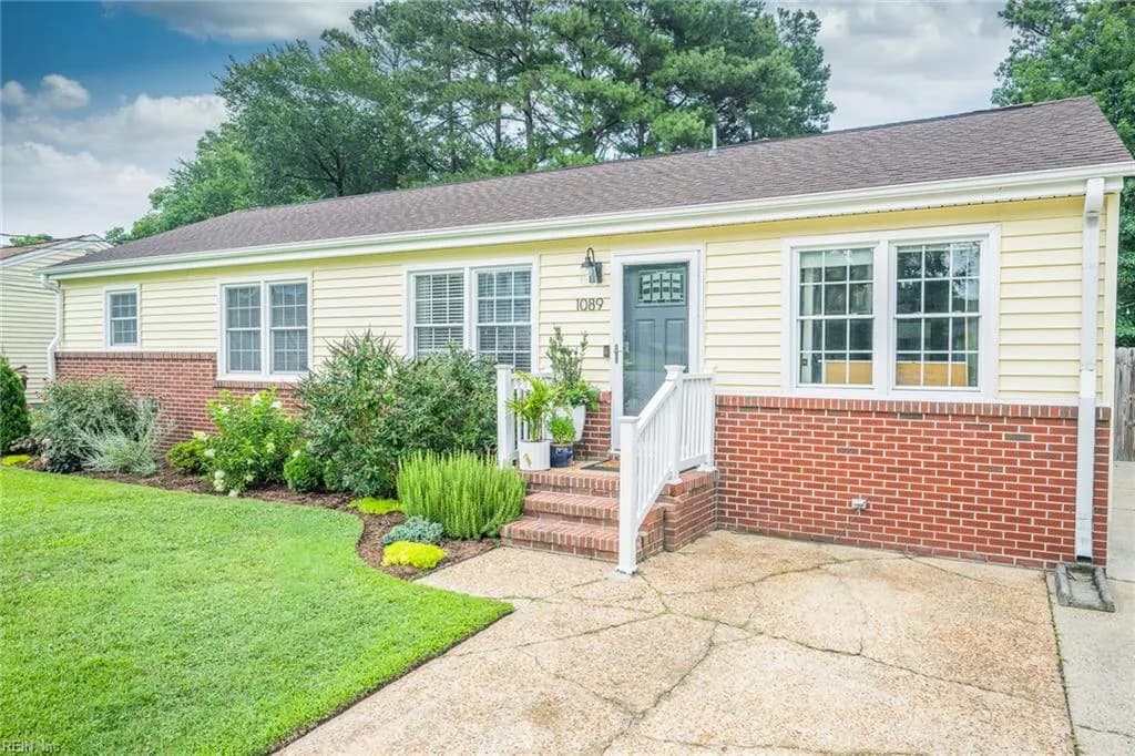 1089 Saint Julian DR, CHESAPEAKE VA 23323 - Photo 5