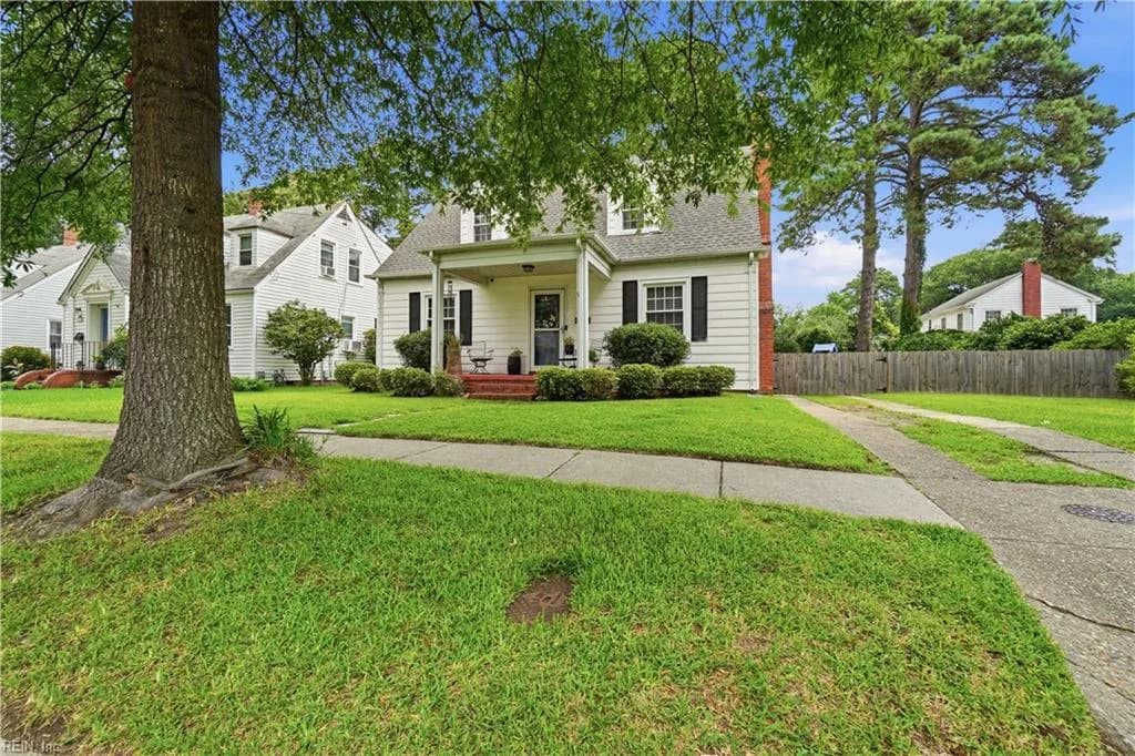 174 W Lorengo AVE, NORFOLK VA 23503 - Photo 2