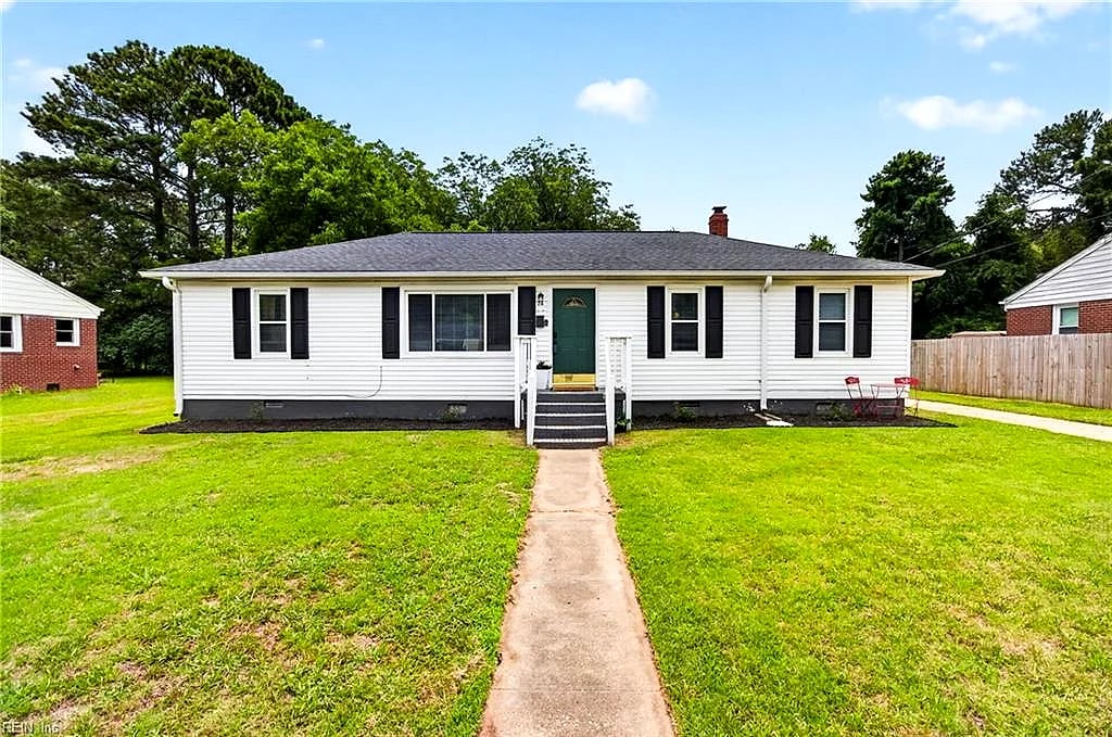 24 Westminister DR, Hampton — 3 bed Residential, 1,224 sqft