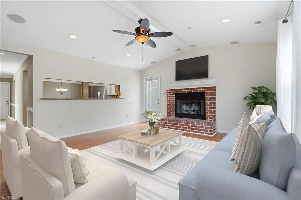 884 Daimler DR, VIRGINIABEACH VA 23454 - Photo 5