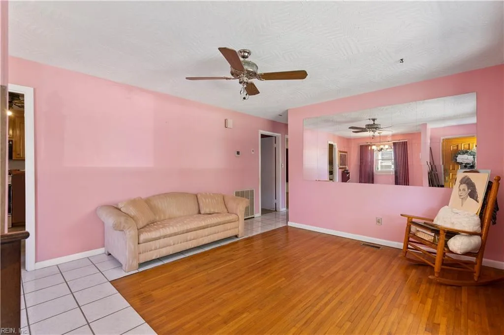 121 Settlers Landing RD, HAMPTON VA 23669 - Photo 3
