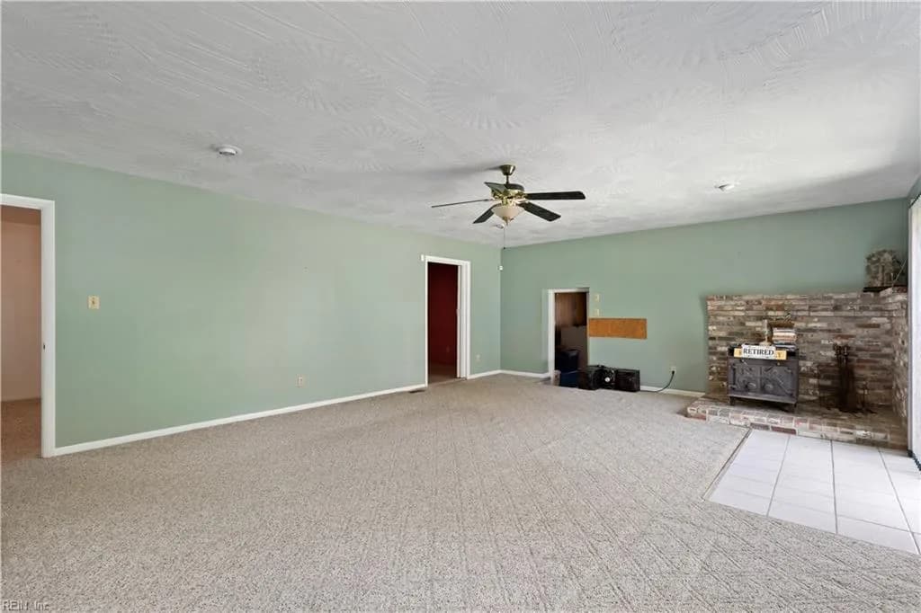 121 Settlers Landing RD, HAMPTON VA 23669 - Photo 4