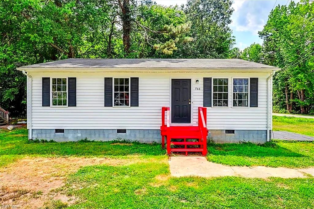 566 Brink RD, Emporia — 3 bed Residential, 936 sqft