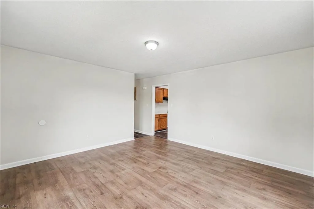 566 Brink RD, EMPORIA VA 23847 - Photo 5