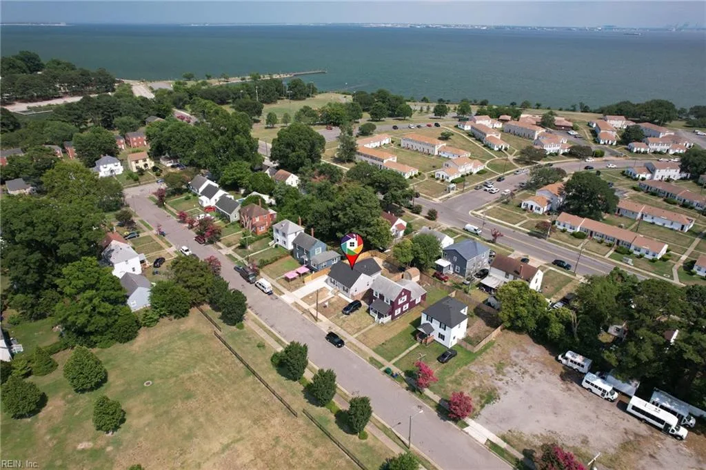1238 17th ST, NEWPORTNEWS VA 23607