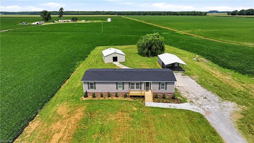 425 Chapanoke RD, Hertford — 3 bed Residential, 1,728 sqft