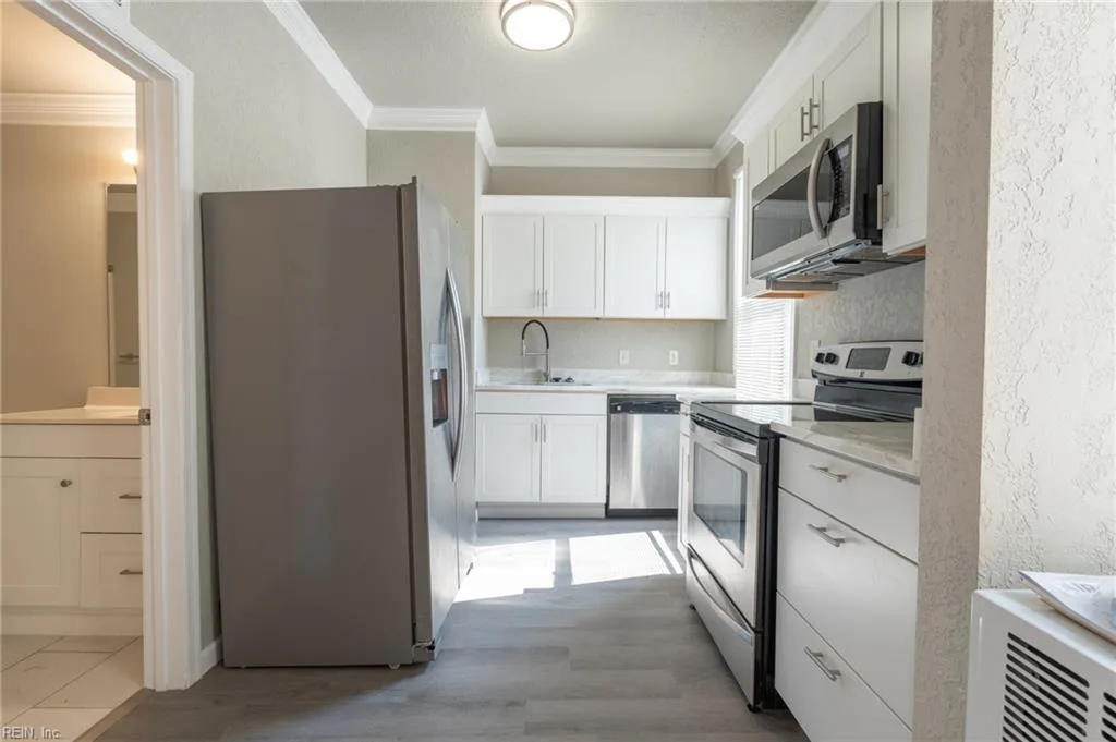 9294 1st View ST #1, NORFOLK VA 23503 - Photo 3