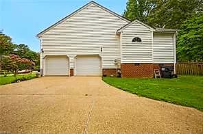 4916 Westmoreland DR, WILLIAMSBURG VA 23188 - Photo 5