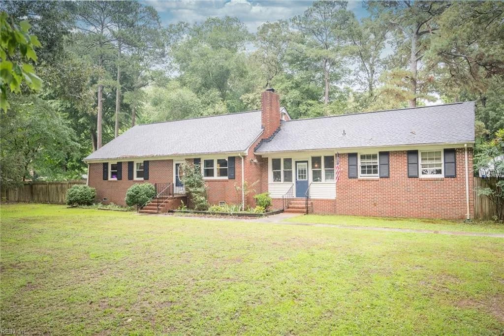 404 Kingsale RD, SUFFOLK VA 23437 - Photo 3