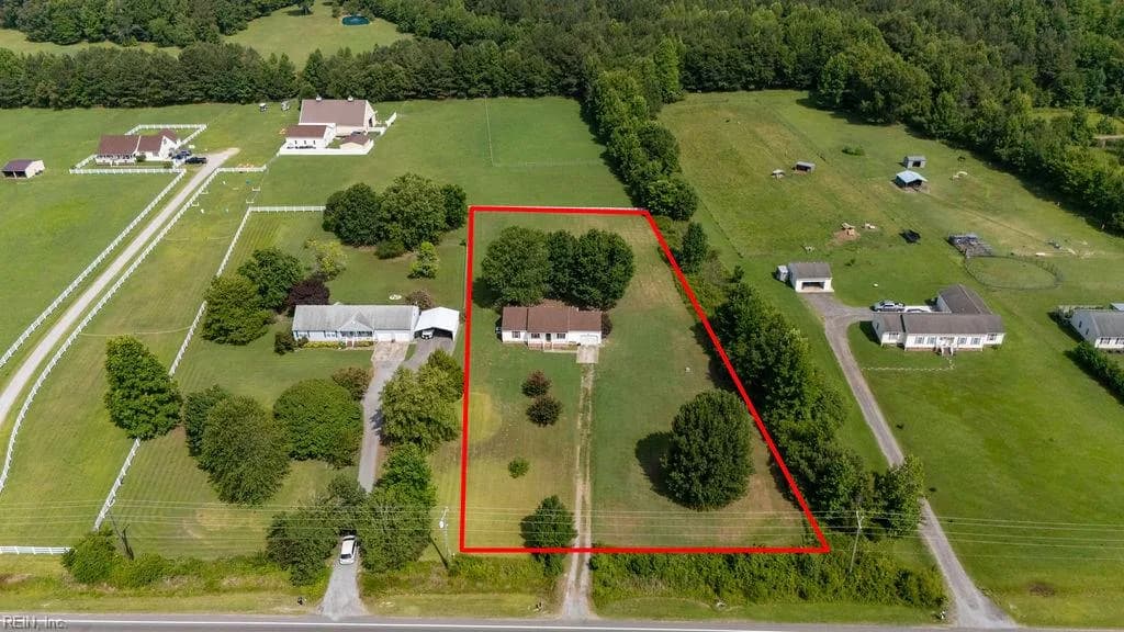 30153 Camp PW, COURTLAND VA 23837 - Main photo