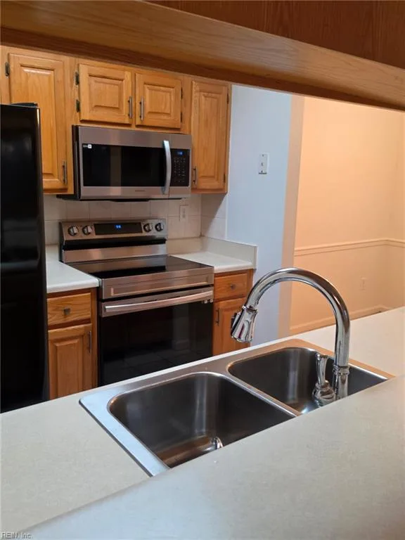 1002 Willow Green CT, CHESAPEAKE VA 23320 - Photo 5