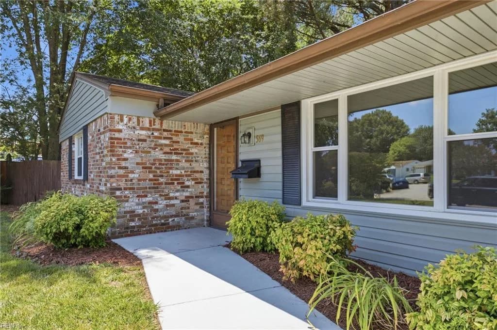 569 Brentwater RD, VIRGINIABEACH VA 23452 - Photo 3