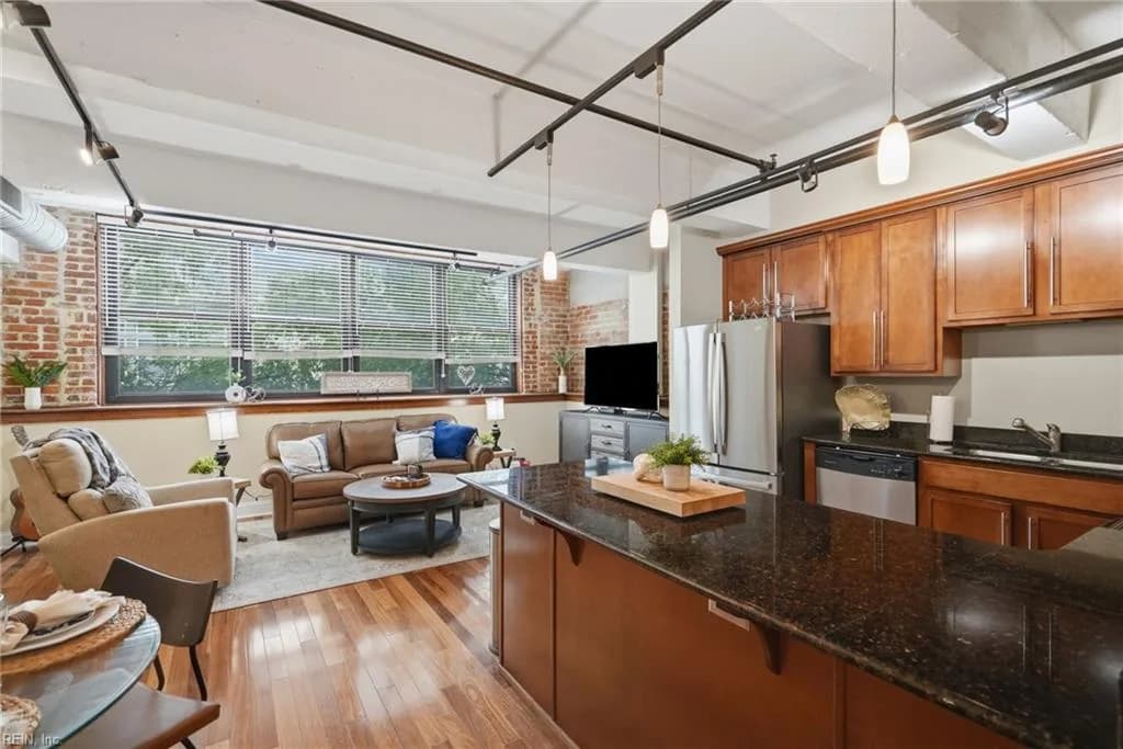 426 Granby ST #2C, NORFOLK VA 23510 - Photo 2