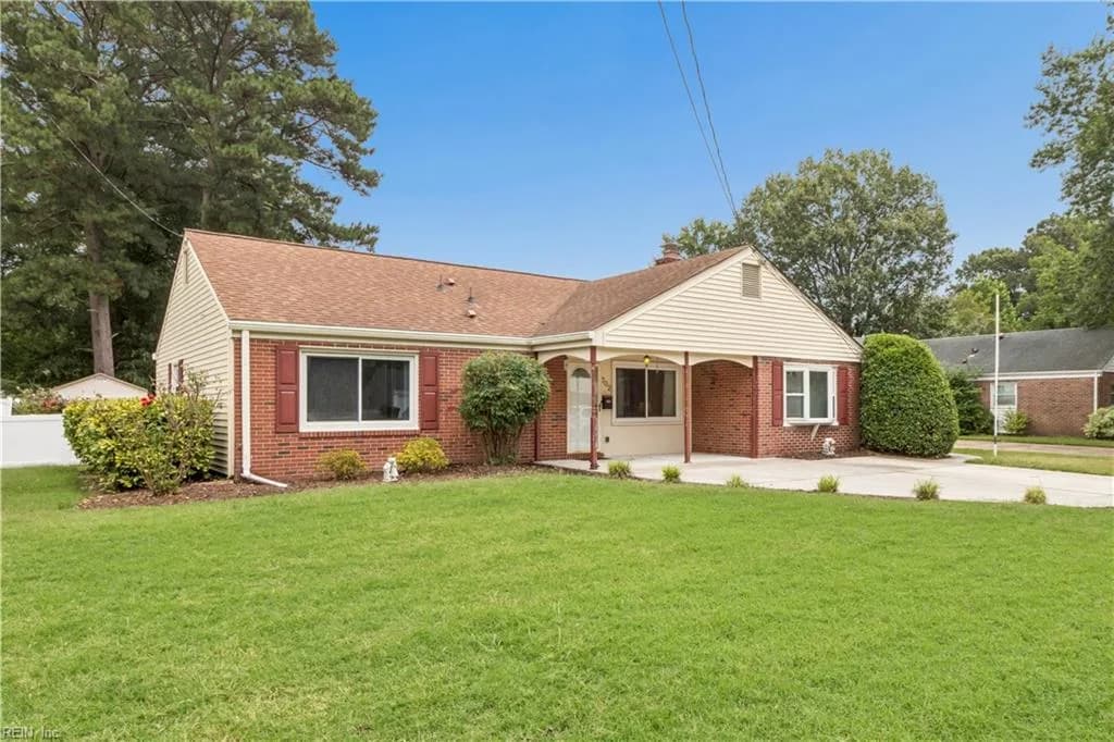 702 Essex Park DR, HAMPTON VA 23669 - Photo 5