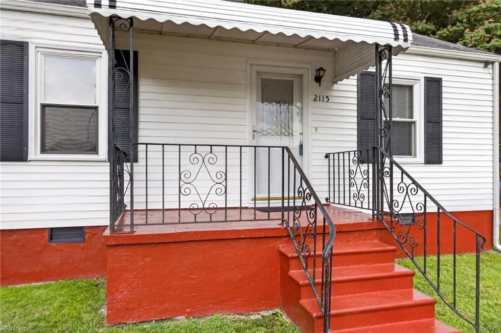 2115 Columbus AVE, PORTSMOUTH VA 23704 - Photo 3