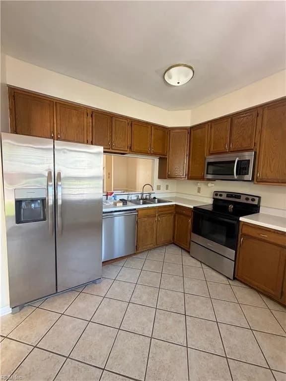 301 Wrought Iron BND, YORKTOWN VA 23693 - Photo 3