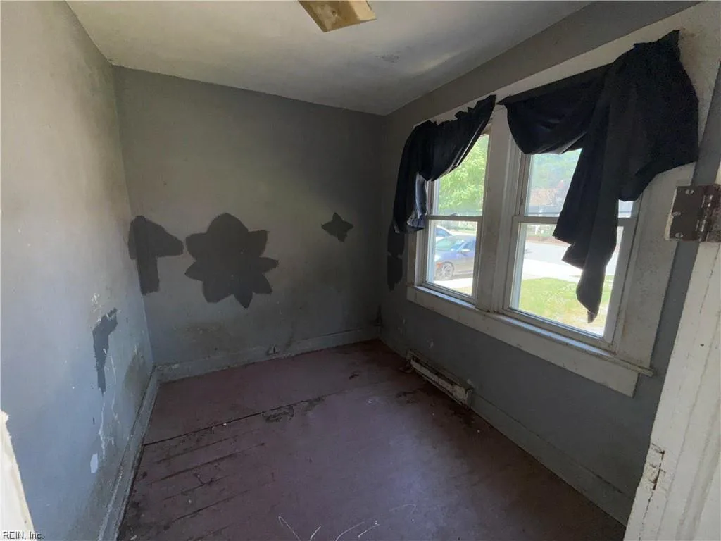 7417 Evelyn T Butts AVE, NORFOLK VA 23513 - Photo 5