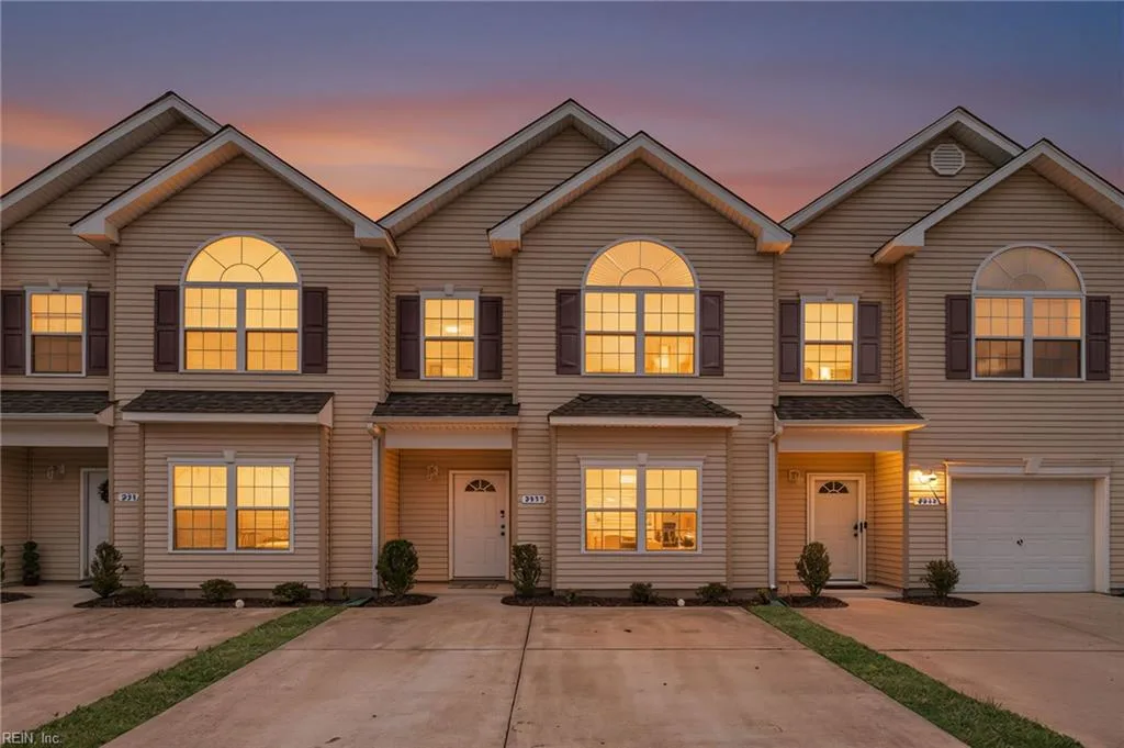 2833 Estella WAY, CHESAPEAKE VA 23325