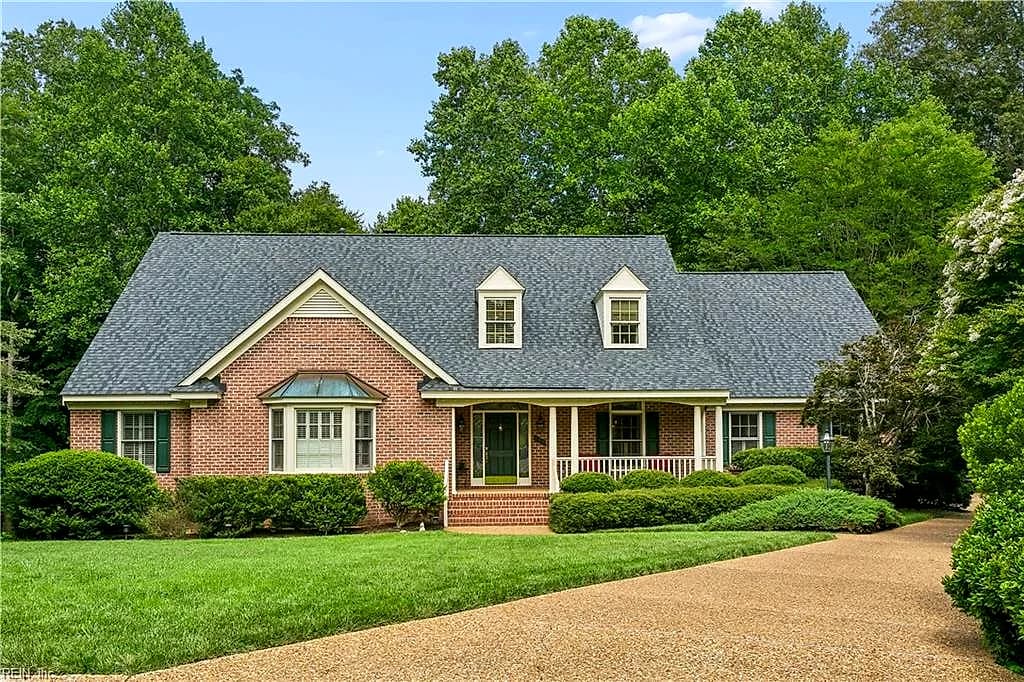 144 Hearthside LN, WILLIAMSBURG VA 23185 - Main photo