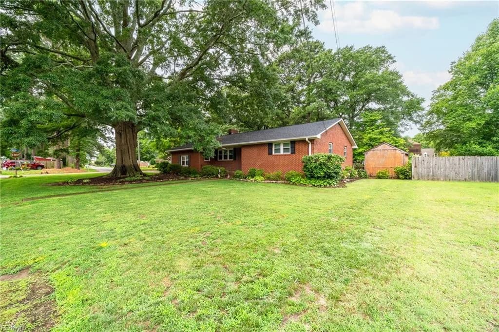 2600 Janson DR, CHESAPEAKE VA 23321 - Photo 5