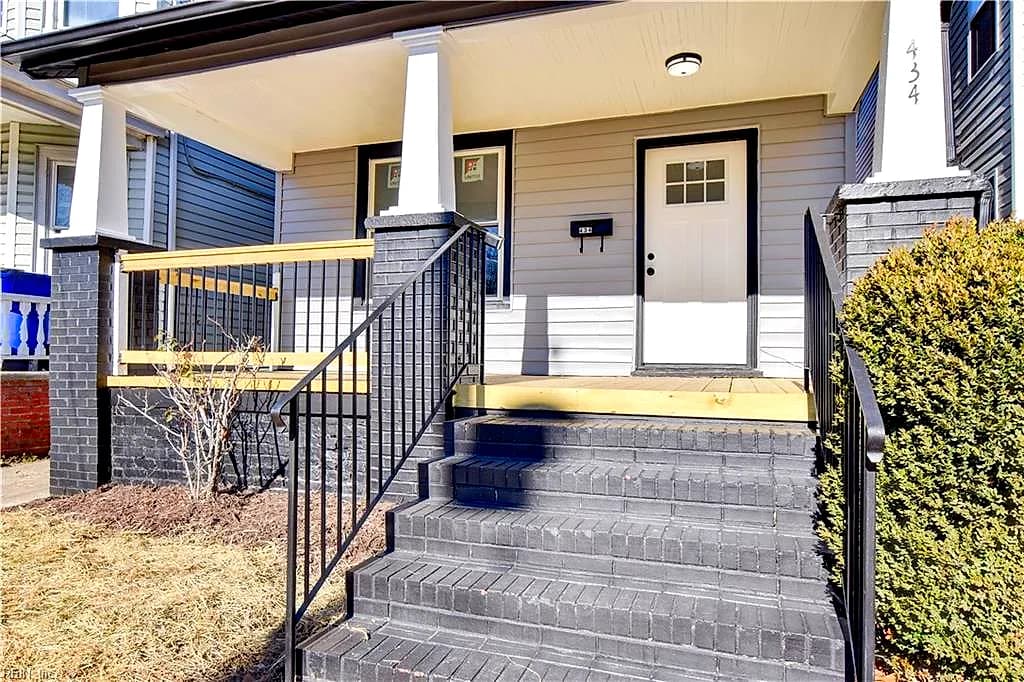 434 W 34th ST, NORFOLK VA 23508 - Photo 3