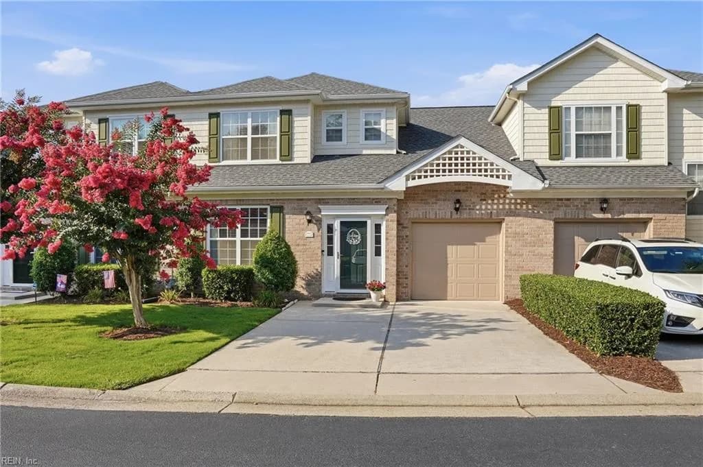 1425 Otterbourne CIR, CHESAPEAKE VA 23320 - Main photo