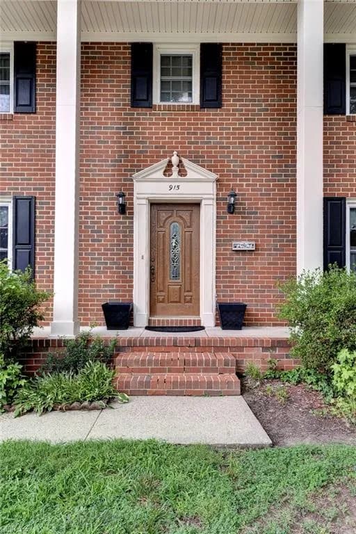 915 Elder RD, NEWPORTNEWS VA 23608 - Photo 5