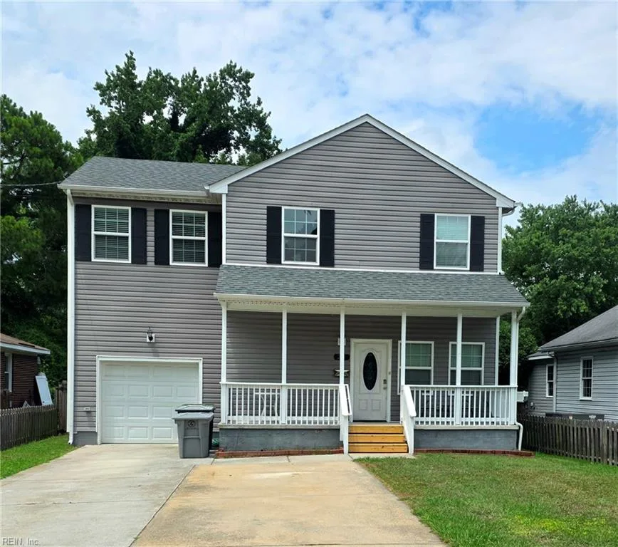24 Moss AVE, HAMPTON VA 23669