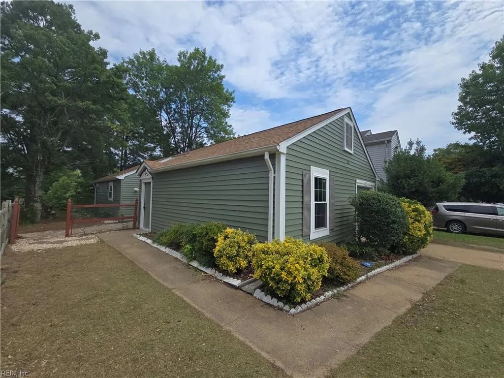 5360 Chatham Hall DR, VIRGINIABEACH VA 23464 - Photo 4