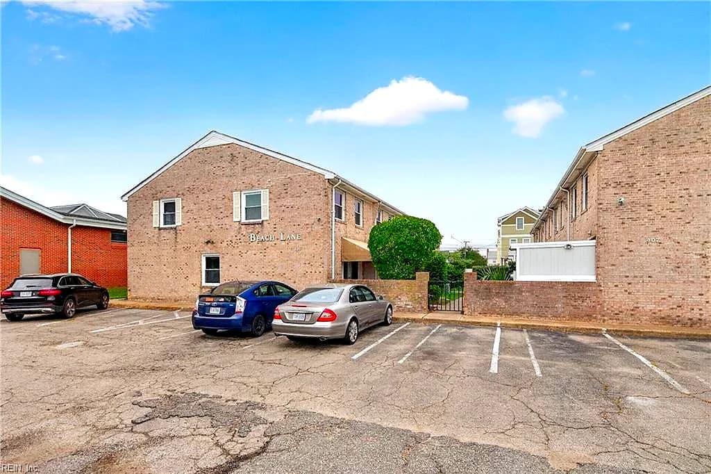 409 25th ST #106, VIRGINIA BEACH VA 23451 - Photo 3