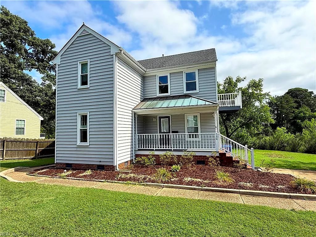 124 and 126 Bruce PL, Portsmouth — Multi Family Residential, 2,000 sqft