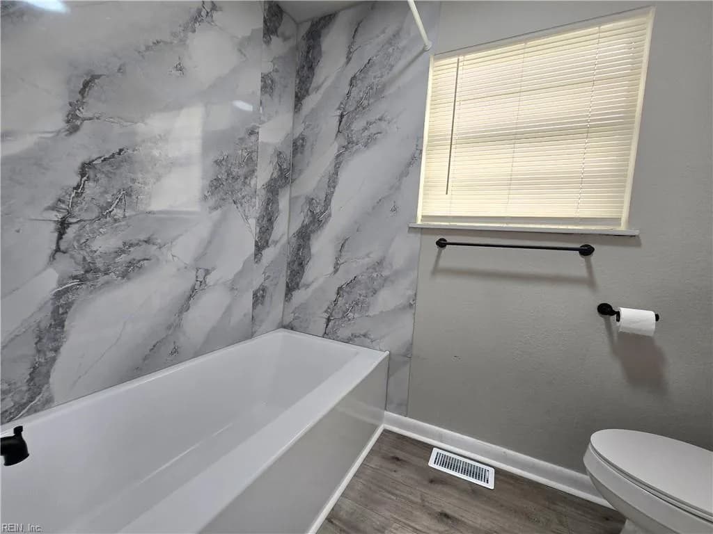 651 26th ST, NEWPORTNEWS VA 23607 - Photo 5