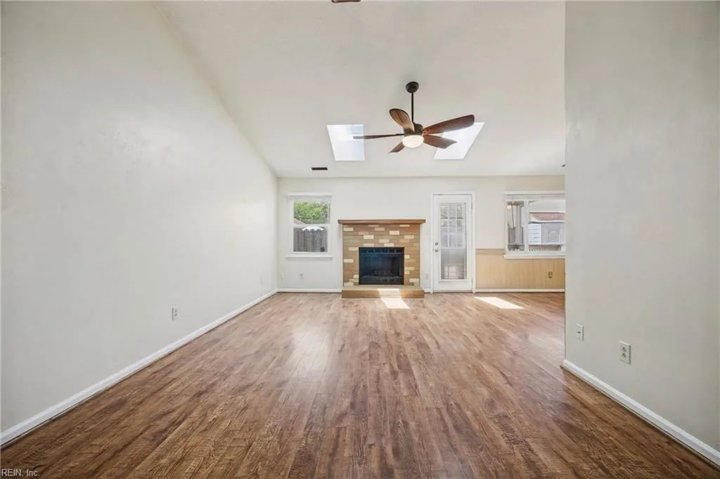 1917 Fayson CT, VIRGINIABEACH VA 23464 - Photo 5