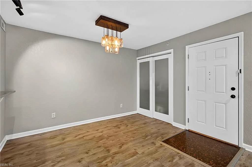 1120 Ocean Trace LN #301, VIRGINIA BEACH VA 23451 - Photo 4
