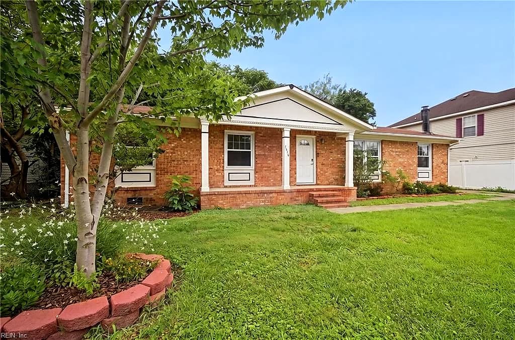 7416 Davidson ST, NORFOLK VA 23513 - Main photo