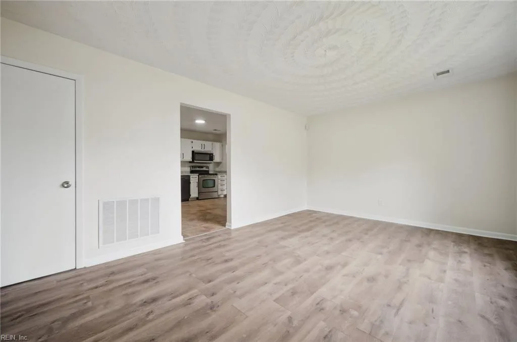 7416 Davidson ST, NORFOLK VA 23513 - Photo 4
